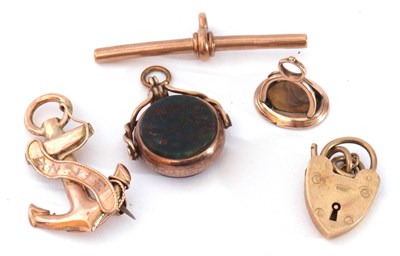 Lot 151 - Mixed Lot: antique 9ct gold swivel fob with...
