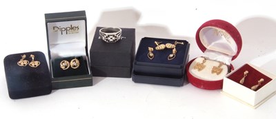 Lot 270 - Mixed Lot to include six pairs of modern...