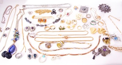 Lot 277 - Shoe box of costume jewellery to include...