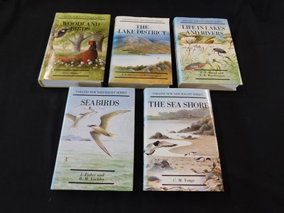 Lot 367 - NEW NATURALIST SERIES: 5 TITLES ALL BLOOMSBURY...