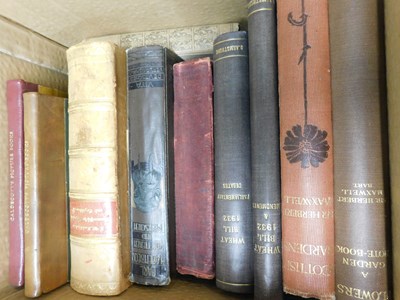 Lot 588 - 2 Boxes: Mixed