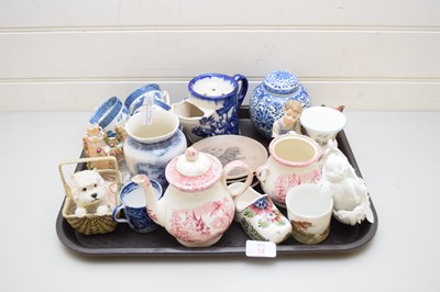 Lot 14 - TRAY OF VARIOUS MIXED CERAMICS TO INCLUDE...
