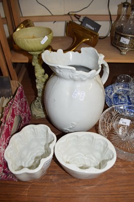 Lot 514 - MIXED LOT: 2 CERAMIC JELLY MOULDS, WASH JUG...