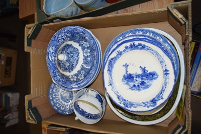 Lot 603 - BOX OF VARIOUS CERAMICS TO INCLUDE ROYAL...