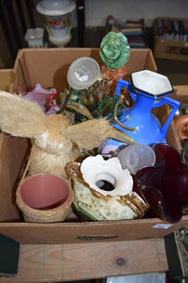 Lot 605 - BOX OF VARIOUS ASSORTED GLASS AND CERAMIC...