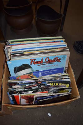 Lot 620 - 1 BOX VARIOUS RECORDS AND SINGLES