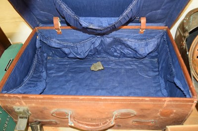 Lot 678 - VINTAGE BROWN LEATHER SUITCASE