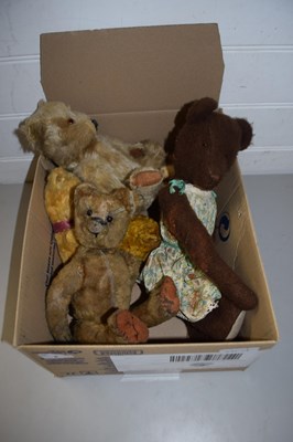 Lot 8 - MIXED LOT: VARIOUS VINTAGE TEDDY BEARS