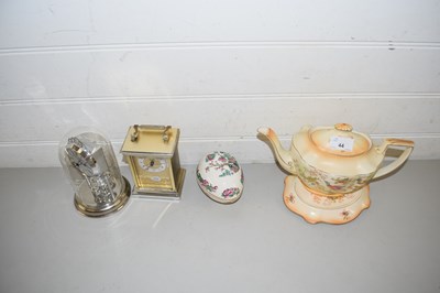 Lot 44 - MIXED LOT: CROWN DUCAL TEAPOT AND STAND PLUS A...