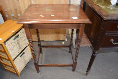 Lot 871 - SMALL OAK OCCASIONAL TABLE ON BARLEY TWIST LEGS