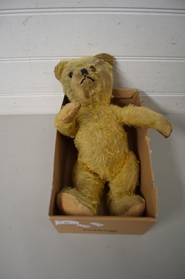 Lot 92 - AN EARLY 20TH CENTURY STRAW FILLED TEDDY BEAR