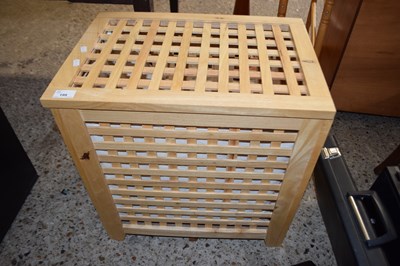 Lot 199 - WOODEN LAUNDRY BIN