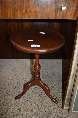 Lot 271 - SMALL WINE TABLE