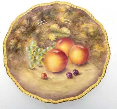 Lot 153 - Royal Worcester Fruit Plate