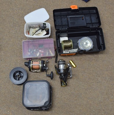 Lot 252 - Mixed lot of fishing equipment to include line...