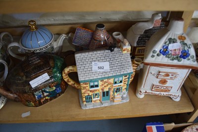 Lot 502 - MIXED LOT: ASSORTED NOVELTY TEAPOTS TO INCLUDE...