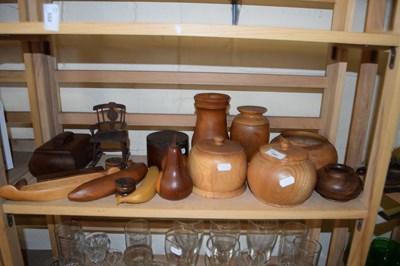 Lot 560 - MIXED LOT:  VARIOUS TURNED WOODEN BOWLS, VASES,...