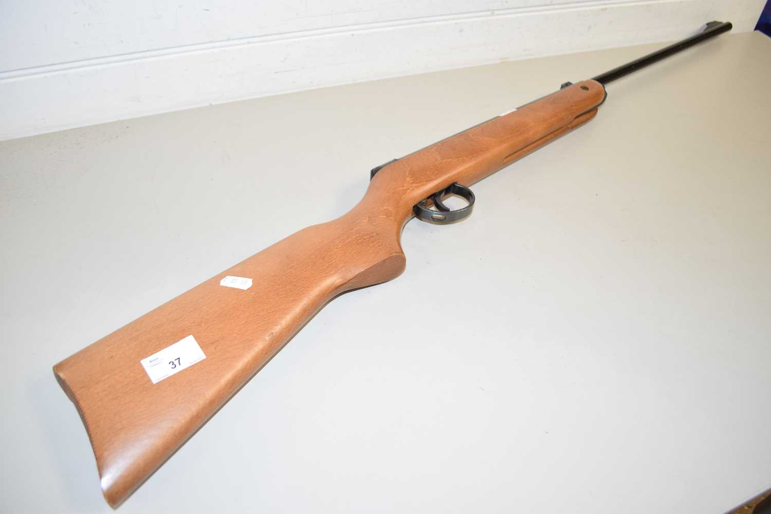 Lot 37 - BSA METEOR AIR RIFLE .22 CALIBRE