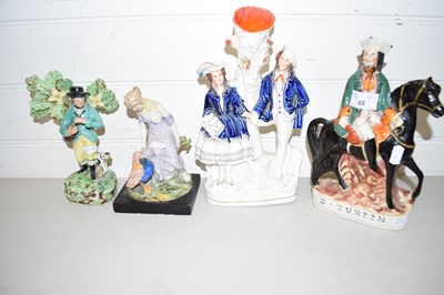 Lot 68 - MIXED LOT: STAFFORDSHIRE FIGURES COMPRISING OF...