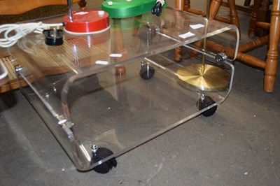 Lot 805 - CLEAR PERSPEX COFFEE TABLE