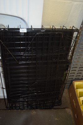 Lot 826 - FOLDING METAL PET CAGE