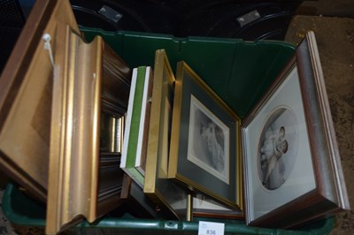 Lot 836 - MIXED LOT: VARIOUS ASSORTED FRAMED PICTURES...