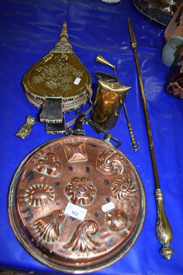 Lot 162 - MIXED LOT:  METAL WARES TO INCLUDE FIRE...