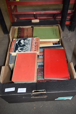 Lot 640A - BOX OF VARIOUS MIXED BOOKS