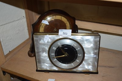 Lot 503 - THREE VARIOUS 20TH CENTURY CLOCKS TO INCLUDE...