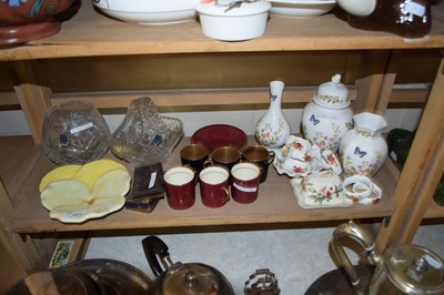 Lot 573 - MIXED LOT:  VARIOUS CERAMICS TO INCLUDE...