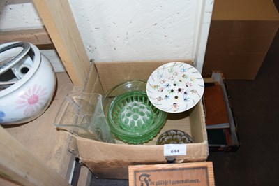 Lot 644 - BOX OF VARIOUS ITEMS TO INCLUDE FLOWER VASES...