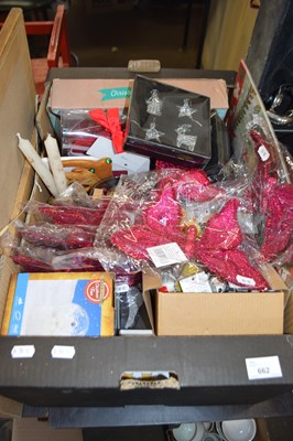 Lot 662 - BOX OF CHRISTMAS DECORATIONS AND OTHER ITEMS