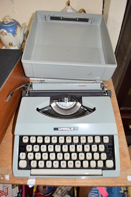 Lot 682 - CASED PORTABLE TYPEWRITER