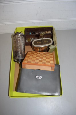 Lot 115 - BOX OF VARIOUS MIXED ITEMS TO INCLUDE VINTAGE...