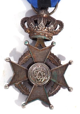 Lot 86 - Belgian Order of Leopold II Knights medal with...