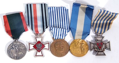 Lot 81 - Quantity of 5 x medals to include Polish...