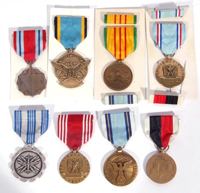 Lot 88 - Quantity of American medals