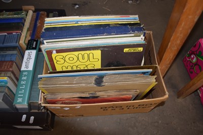 Lot 698 - ONE BOX OF MIXED RECORDS