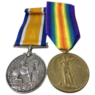 Lot 35 - WWI British medal pair - war medal, victory...