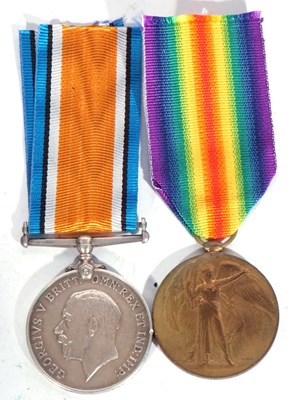 Lot 189 - WWI British medal pair - war medal, victory...