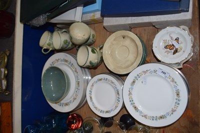 Lot 884 - MIXED LOT: ROYAL DOULTON PASTORALE DINNER...