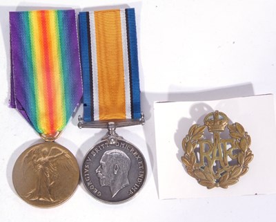 Lot 191 - WWI British medal group pair of war medal and...