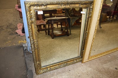 Lot 324 - 20TH CENTURY WALL MIRROR IN GILT FINISH FRAME