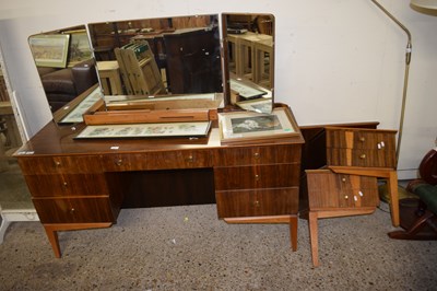 Lot 335 - RETRO DRESSING TABLE WITH TRIPLE MIRROR...