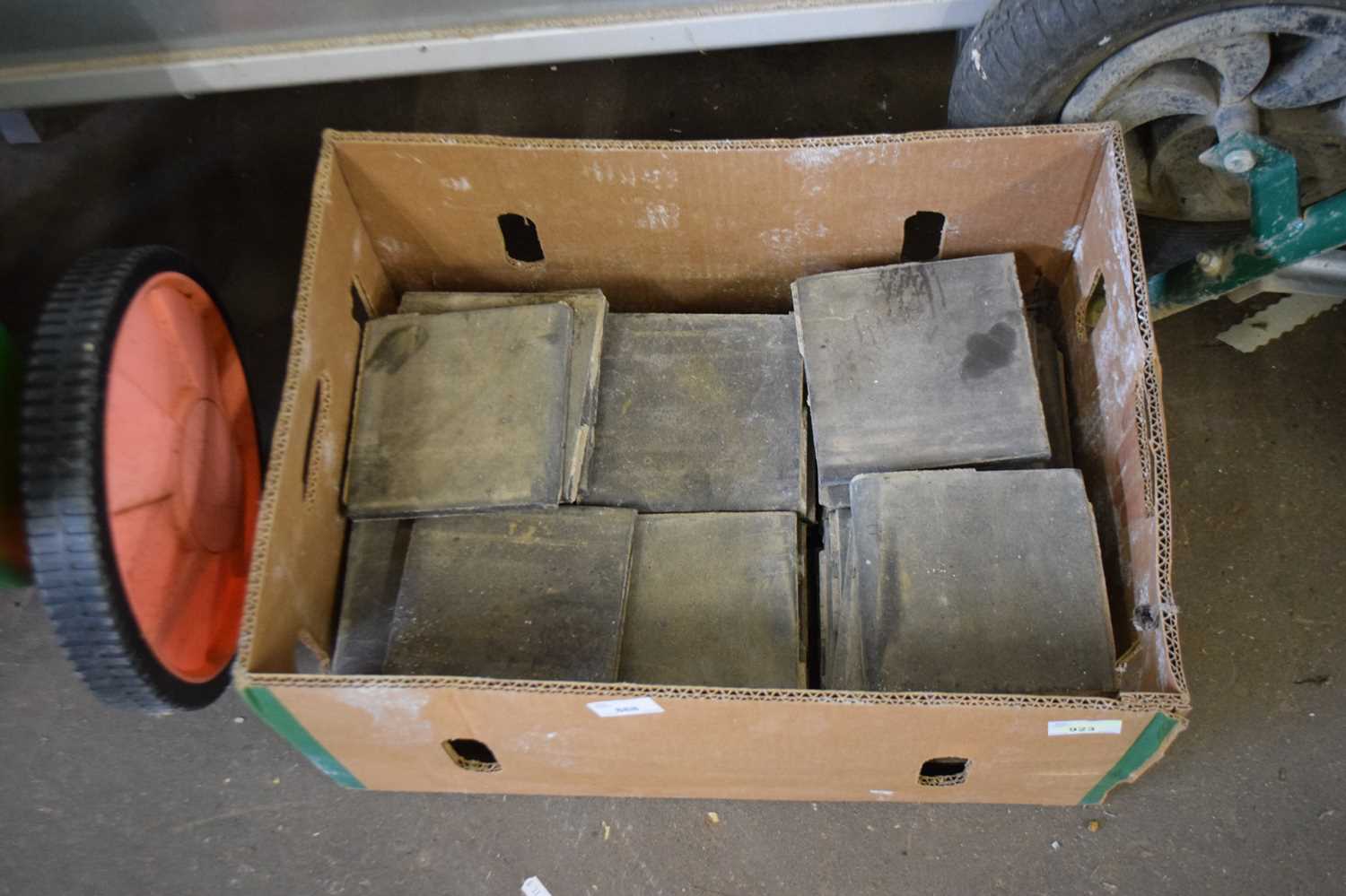 Lot 888 - BOX OF TILES