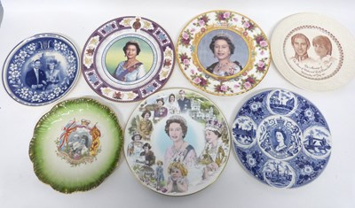 Lot 37 - Collection of commemorative plates, royalty...