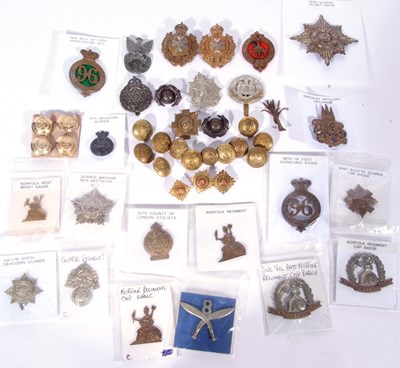 Lot 336 - Quantity of British military cap badges,...