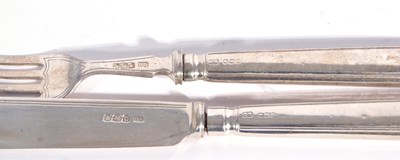 Lot 164 - George V part set of silver fish cuttlery to...