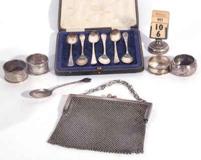 Lot 165 - Mixed lot including a cased set of George V...