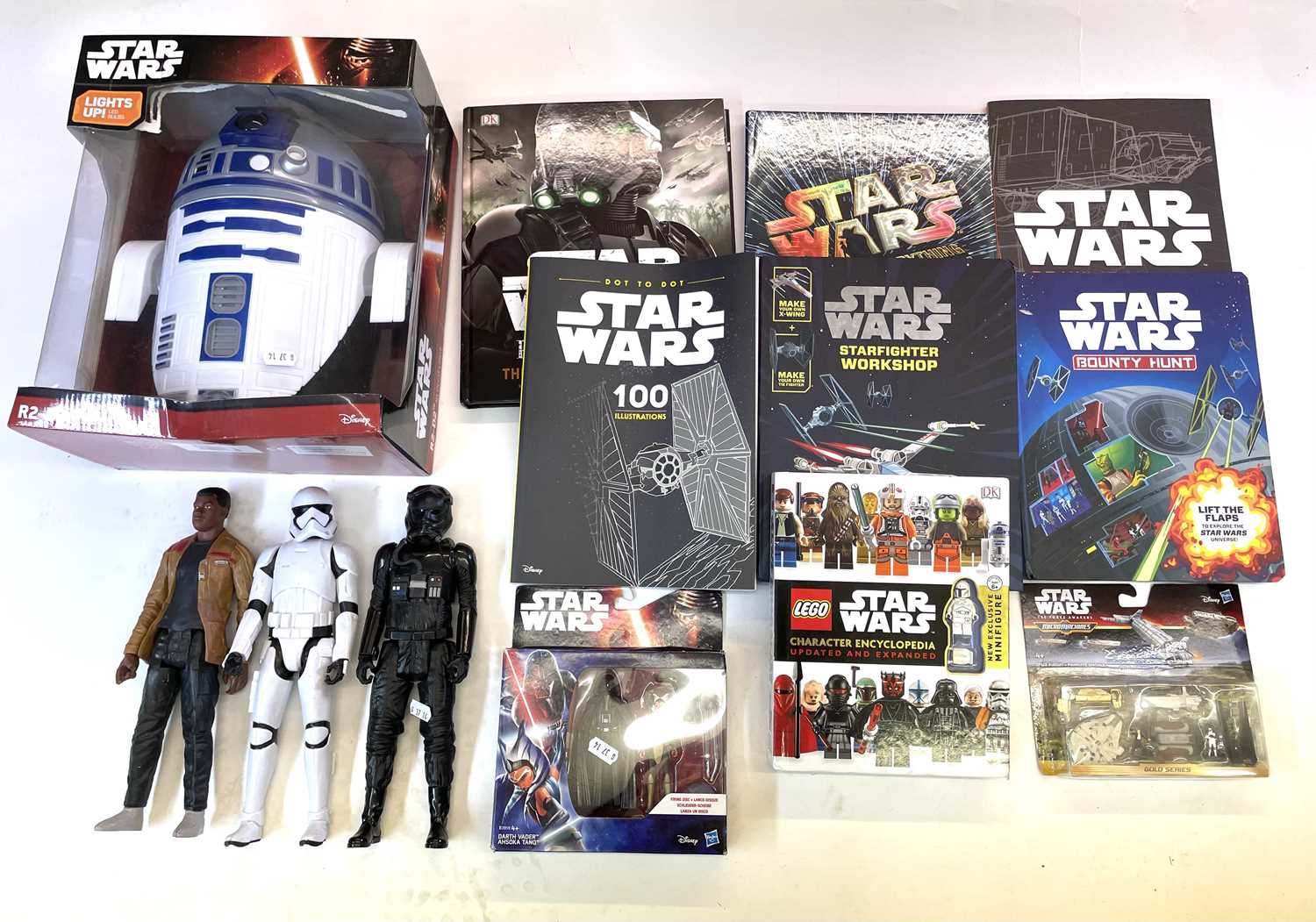 LARGE-STAR WARS toys offers LOT